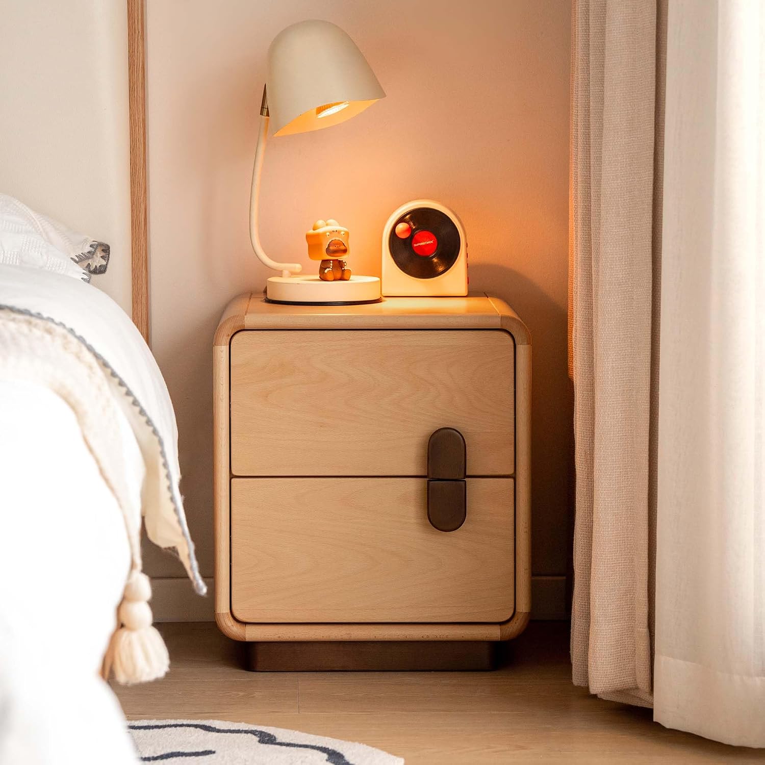Meja Nakas Kayu Solid dengan 2 - Solid Wood Nightstand 2 Drawers ulasan dan harga